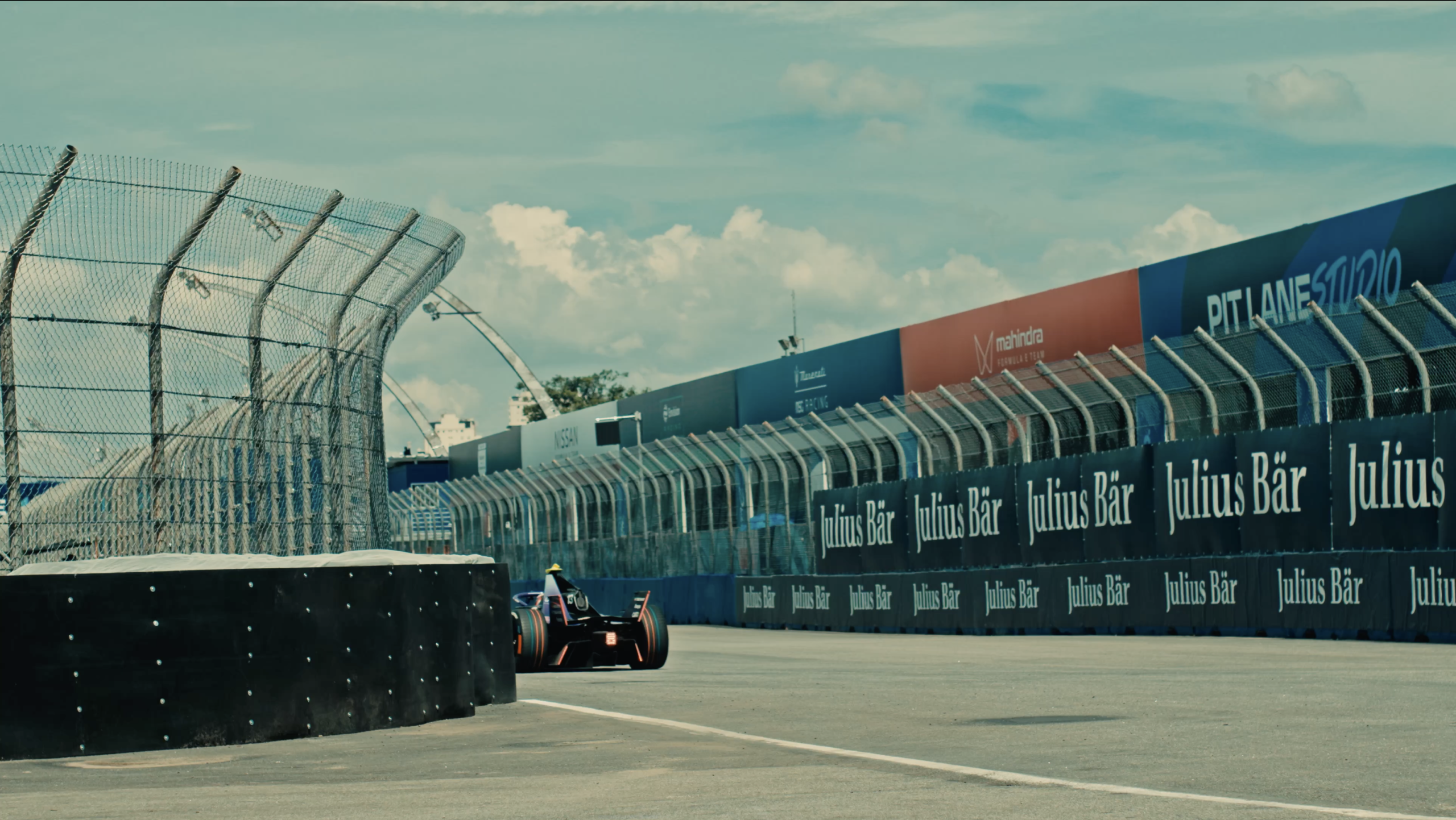 Montagem e Instalação e Barreiras de Proteção